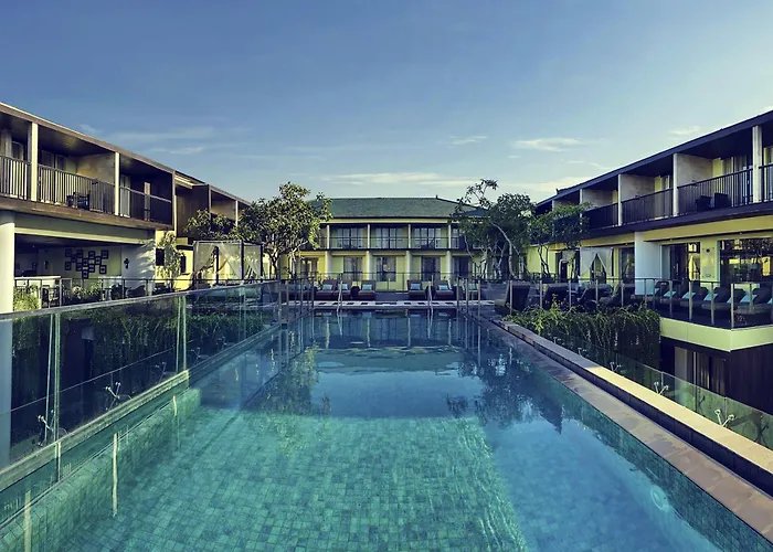 Mercure Bali Отель Легиан